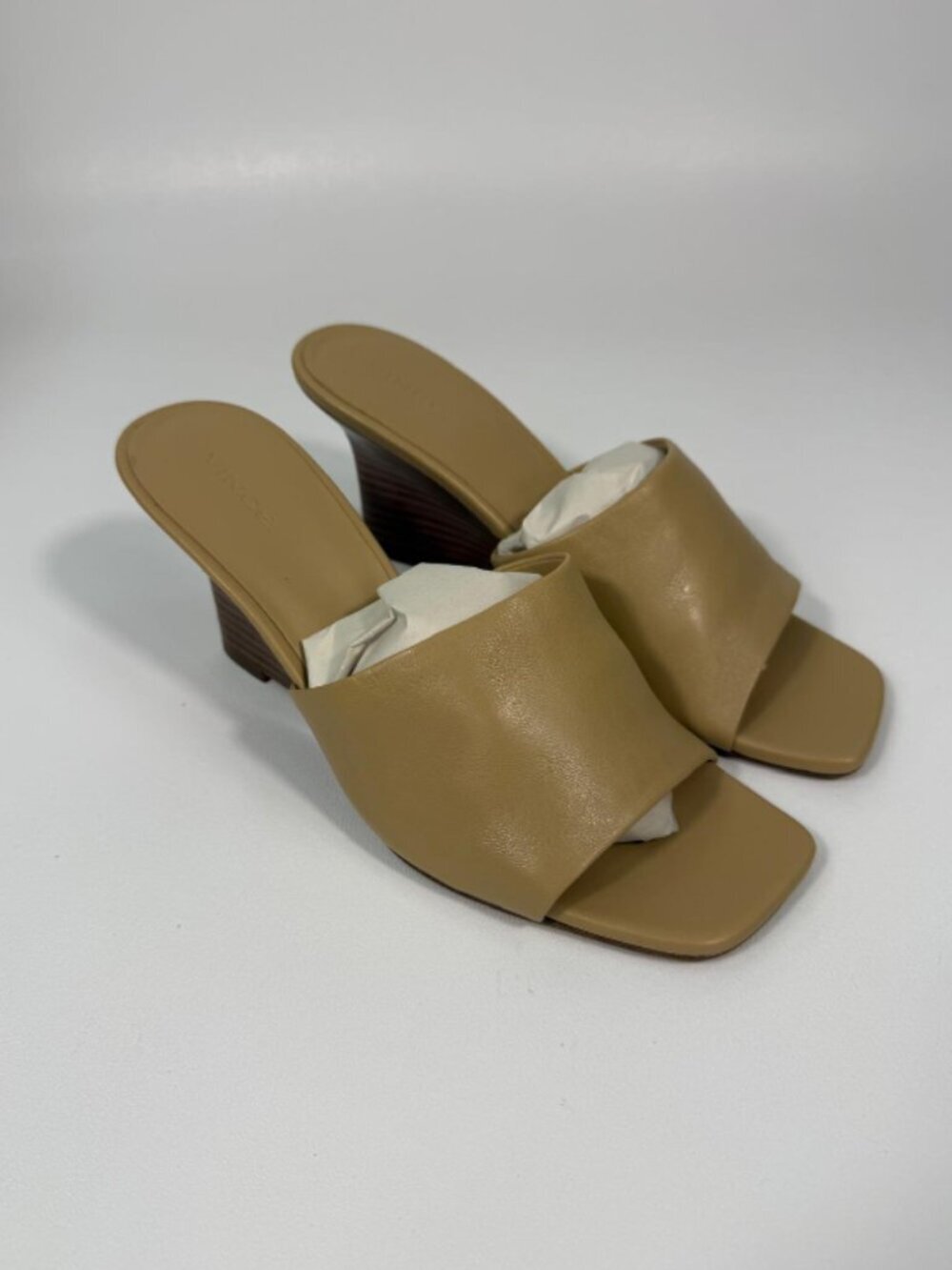 Vince Women's Pia Leather Wedge Sandals Size 9